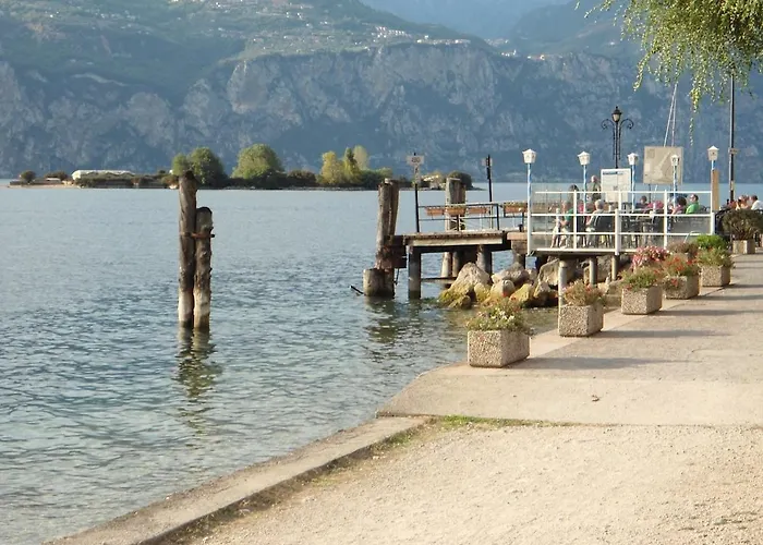 View N 13 * Brenzone sul Garda