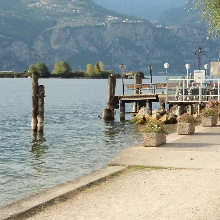 View N 13 * Brenzone sul Garda